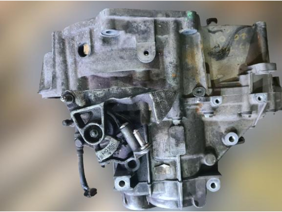 6 степенна ръчна скоростна кутия за Volkswagen Passat B6 - HDV