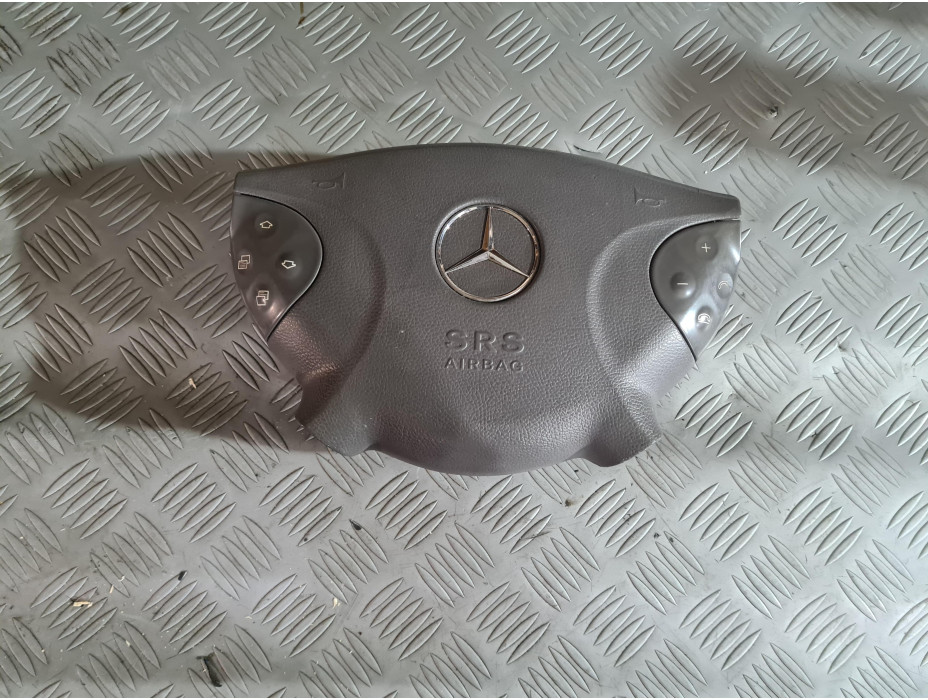 Airbag за волан за Мерцедес Е 320 комби / Mercedes E 320 W211 Airbag за волан за Мерцедес Е 320 комби / Mercedes E 320 W211