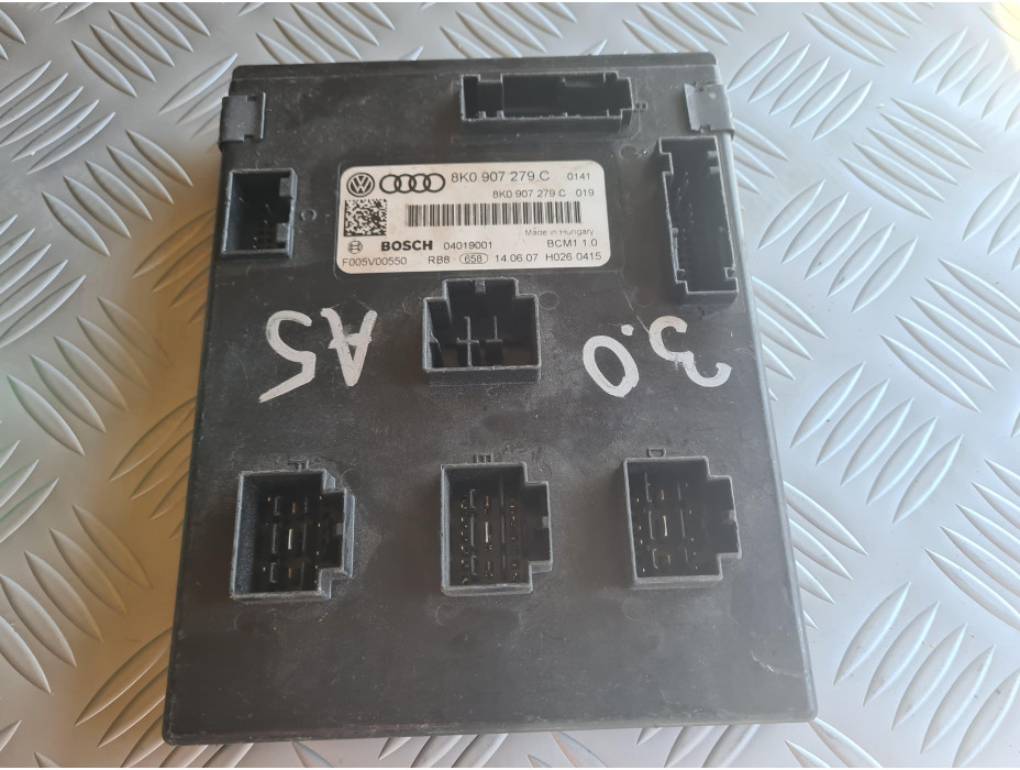BCM 1 модул за Audi A5 8T 3.0TDI