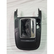 Конзола за скоростен лост за Ауди А4 Б8 / Audi A4 B8 2.0 TDI комби 