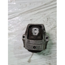 Десен тампон за мотор за Ауди А4 Б8 / Audi A4 B8 2.0 TDI комби