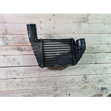 Десен интеркулер за Фолксваген Пассат Б5.5 2.5ТДИ / Volkswagen Passat B5.5 2.5 TDI