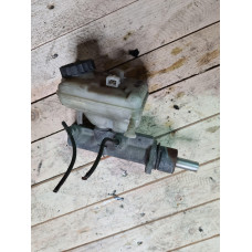 Спирачна помпа за Мерцедес Вито 638 / Mercedes Vito W638 Спирачна помпа за Мерцедес Вито 638 / Mercedes Vito W638