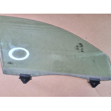 Предно дясно двойно стъкло за Audi A8 D3 4.0TDI Предно дясно двойно стъкло за Audi A8 D3 4.0TDI