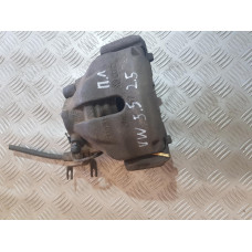 Преден ляв спирачен апарат за Фолксваген Пасат Б5.5 комби / VW Passat B5.5 2.5 TDI Преден ляв спирачен апарат за Фолксваген Пасат Б5.5 комби / VW Passat B5.5 2.5 TDI
