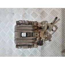 Заден десен спирачен апарат 4X4 за Фолксваген Пасат Б5.5 комби / VW Passat B5.5 2.5 TDI Заден десен спирачен апарат 4X4 за Фолксваген Пасат Б5.5 комби / VW Passat B5.5 2.5 TDI