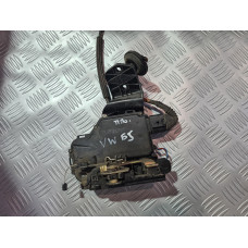 Предна дясна брава за Volkswagen Passat B5 Предна дясна брава за Volkswagen Passat B5