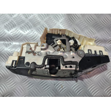 Задна лява брава за Mercedes S Class W221 / KeyLess GO + вакуум Задна лява брава за Mercedes S Class W221 / KeyLess GO + вакуум