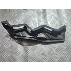 Ляв държач за фар за Volkswagen Passat B6