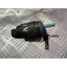 Помпичка за течност за чистачки за Mercedes A Class W168 Помпичка за течност за чистачки за Mercedes A Class W168