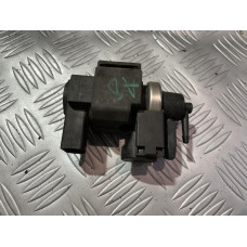 Вакуум клапан за Audi A8 D3 3.0TDI Вакуум клапан за Audi A8 D3 3.0TDI