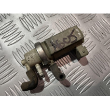 Вакуум клапан (бял) за Ауди А6 Ц5 2.5 Дизел / Audi A6 C5 Вакуум клапан (бял) за Ауди А6 Ц5 2.5 Дизел / Audi A6 C5