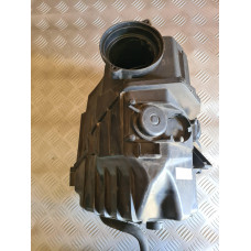 Филтърна кутия за Audi A8 D3 4.2i Филтърна кутия за Audi A8 D3 4.2i