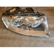 Десен завиващ фар за Audi A8 D3 4.2i Facelift Десен завиващ фар за Audi A8 D3 4.2i Facelift