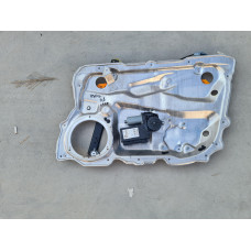 Преден десен стъклоповдигaч за Audi A8 D3 4.2i Long Преден десен стъклоповдигaч за Audi A8 D3 4.2i Long