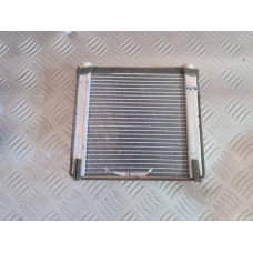 Радиатор за парно за Audi A8 D3 4.2i Long Радиатор за парно за Audi A8 D3 4.2i Long