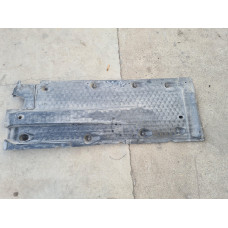 Лява кора под купето за Audi A3 8P Hatchback