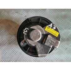 Моторче за парно за Audi A3 8P Hatchback Моторче за парно за Audi A3 8P Hatchback