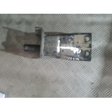 Преден десен рог за Mercedes S320 W221