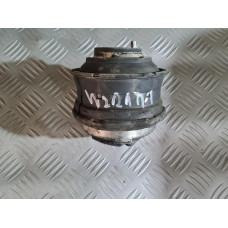 Ляв тампон мотор за Mercedes S320 CDI W221