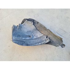 Преден ляв подкалник за Mercedes S320 CDI W221 Преден ляв подкалник за Mercedes S320 CDI W221