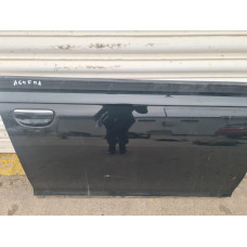 Предна дясна врата за Audi A6 C6 2.7 TDI Quattro Предна дясна врата за Audi A6 C6 2.7 TDI Quattro