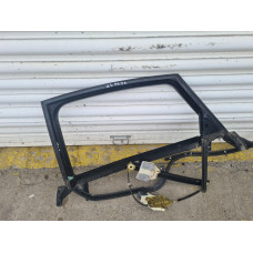 Заден ляв стъклоповдигач за Audi A6 C6 2.7 TDI Quattro Заден ляв стъклоповдигач за Audi A6 C6 2.7 TDI Quattro