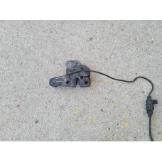 Брава за преден капак за Audi A6 C6 2.7 TDI Quattro