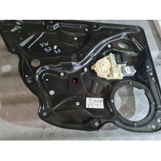 Заден ляв стъклоповдигач за Фолксваген Пасат Б7 / VW Passat B7 2.0 TDI Заден ляв стъклоповдигач за Фолксваген Пасат Б7 / VW Passat B7 2.0 TDI