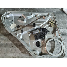 Заден ляв стъклоповдигач за VW Passat B5 комби Заден ляв стъклоповдигач за VW Passat B5 комби
