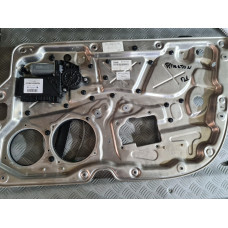 Преден десен стъклоповдигач за VW Phaeton Преден десен стъклоповдигач за VW Phaeton