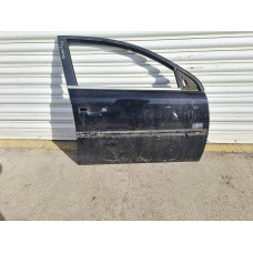 Предна дясна врата за Opel Vectra C Hatchback Предна дясна врата за Opel Vectra C Hatchback