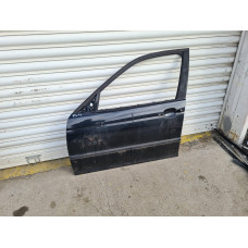 Предна лява врата за BMW E46 Sedan Предна лява врата за BMW E46 Sedan