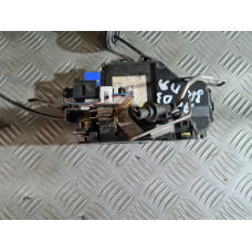 Задна лява брава за Audi A8 D3 с вакуум Задна лява брава за Audi A8 D3 с вакуум