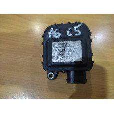 Моторче за клапа за парно - 115 за Audi A6 C5 Моторче за клапа за парно - 115 за Audi A6 C5