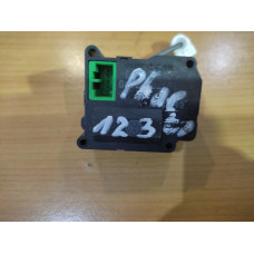 Моторче за клапа за парно - 123 за VW Phaeton Моторче за клапа за парно - 123 за VW Phaeton