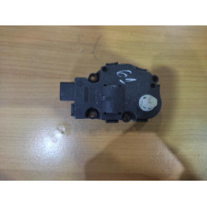 Моторче за клапа за парно - 61 за Audi A5 8T