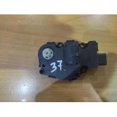 Моторче за клапа за парно - 37 за Audi A5 8T Моторче за клапа за парно - 37 за Audi A5 8T