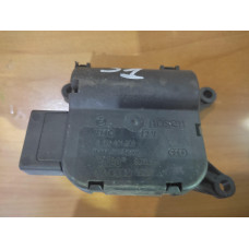 Моторче за клапа за парно - 31 за Audi A4 B6