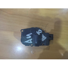 Моторче за клапа за парно - 35 за Audi A4 B8 Моторче за клапа за парно - 35 за Audi A4 B8