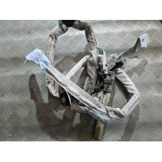 Дясна завеса за Audi A6 C6 3.2 FSI Quattro Дясна завеса за Audi A6 C6 3.2 FSI Quattro