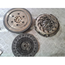 Комплект съединител за Audi A6 C6 3.2 FSI Quattro Комплект съединител за Audi A6 C6 3.2 FSI Quattro