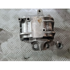 Ляв тампон за двигател за VW Passat B6 2.0 TDI ВМР Ляв тампон за двигател за VW Passat B6 2.0 TDI ВМР