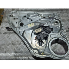 Заден ляв стъклоповдигач за VW Passat B5 2.5 TDI Заден ляв стъклоповдигач за VW Passat B5 2.5 TDI