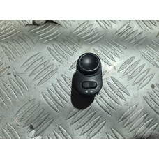 Копче за ел. огледала за Opel Zafira A 2.2 i 147 к.с.