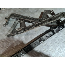 Държачи за задна броня за VW Passat B6 Avant