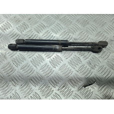 Амортисьори за заден капак за Audi A6 C5 2.4 i Automat Sedan Амортисьори за заден капак за Audi A6 C5 2.4 i Automat Sedan