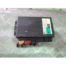 Комфорт модул за Audi A6 C5 2.4 i Automat Sedan