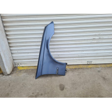 Преден десен калник за Mercedes E Class W211