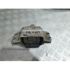 Десен тампон за мотор за VW Touran 1.9 TDI